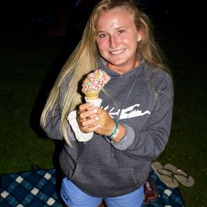 Meet your Posher, Clare